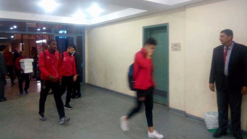 بالصور.. وصول حافلة