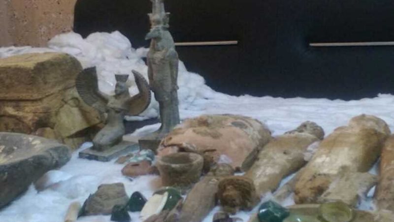 ضبط 7 تجار آثار بحوزتهم