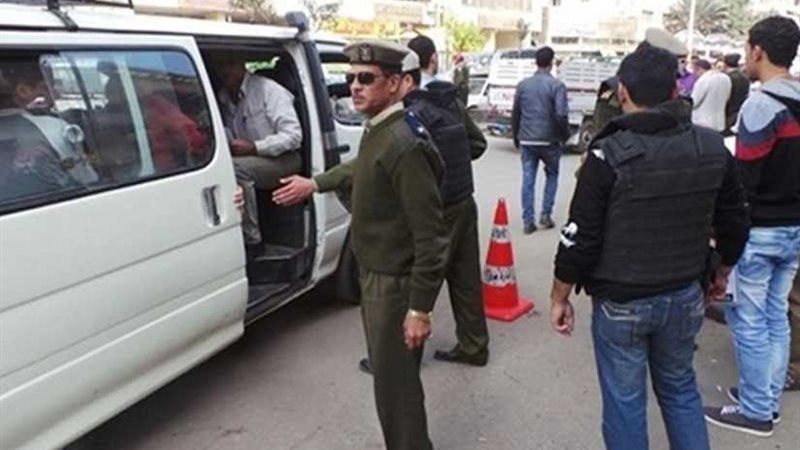 1235 مخالفة مرورية