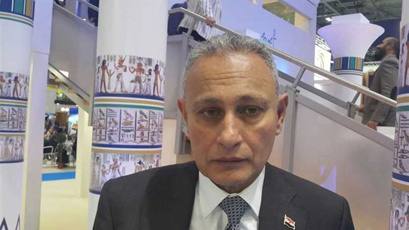 السفير ناصر كامل