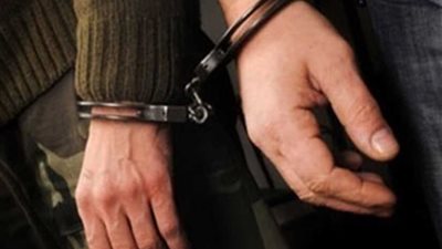 ضبط مكتب وهمي لتوظيف الشباب عبر الإنترنت