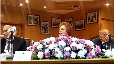 جيهان السادات: حرب الجيش اليوم ضد الإرهاب أخطر حرب أكتوبر (فيديو)