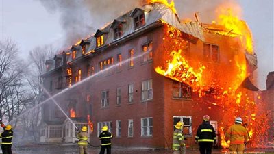 إجلاء 230 شخصًا من أحد فنادق موسكو لنشوب حريق