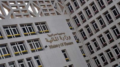 المالية: إعفاء مؤقت من الجمارك والرسوم للسلع المستوردة بغرض التصنيع