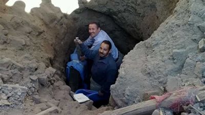 آثار أسيوط تنقل الحجر الأثري لمخزن 