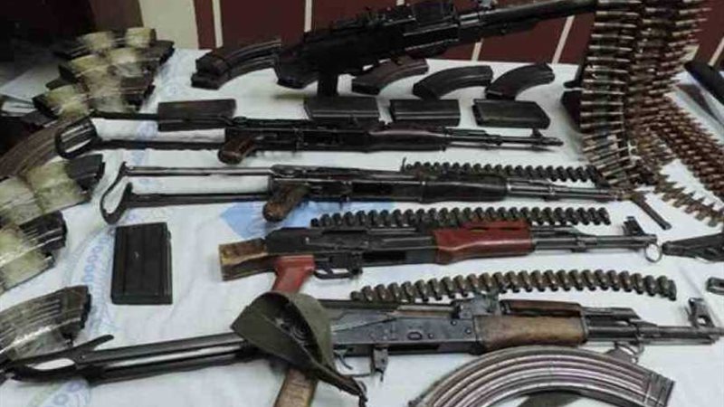 ضبط 9 متهمين و12