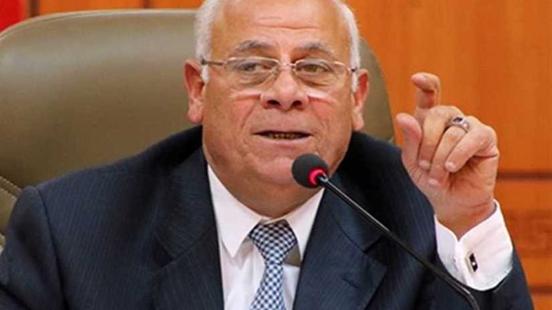 إنشاء فندق ومبنى