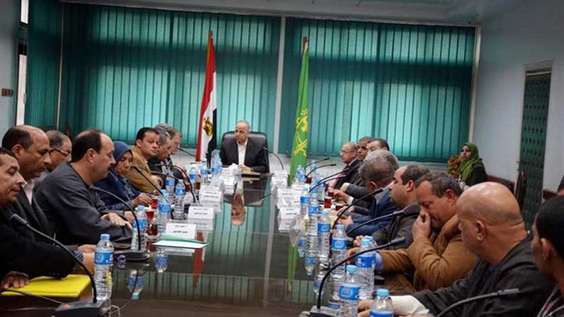 محافظ القليوبية لممثلي