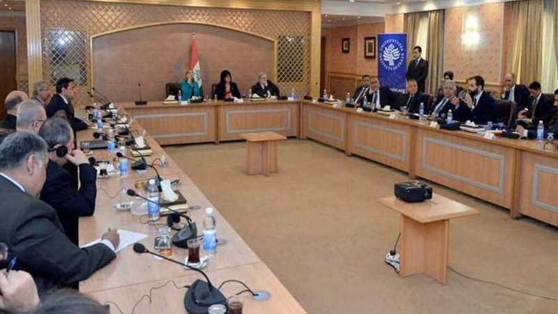 الخارجية تعقد ندوة