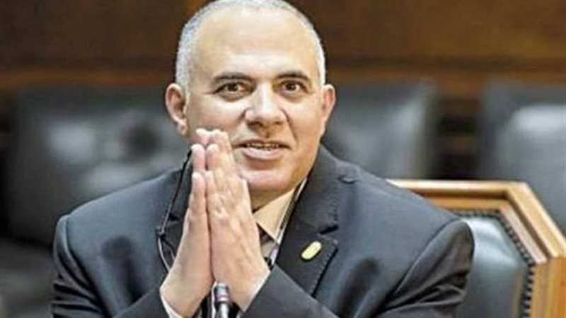 ‎رئيس قطاع الري أمام