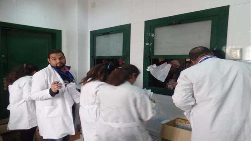 الكشف على 1787 مواطنا