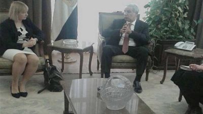 وزير التجارة يبحث زيادة الاستثمارات بمصر