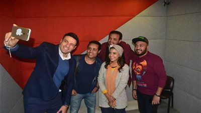 بالصور.. محمد نور وياسمين علي في دويتو 