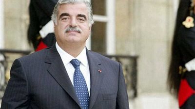 إحياء ذكرى إغتيال الحريري بإضاءة شعلة الحرية