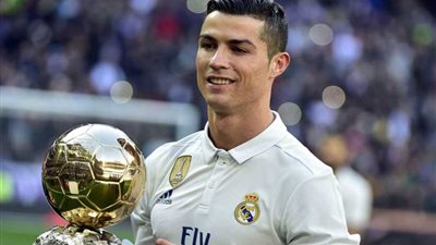 رونالدو يطالب بالتبرع ومساعدة أطفال الروهينجا