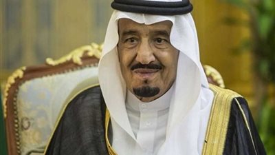 العاهل السعودي يعزي الرئيس الأمريكي في ضحايا حادث إطلاق النار بمدرسة في فلوريدا