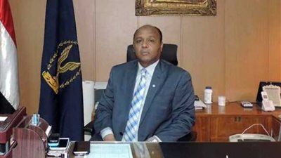 بسبب السيديهات الفاضحة.. زوجة تستعين بزوجها لقتل عشيقها