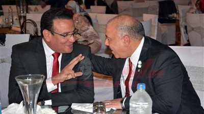 رئيس المترو يحتفل بزفاف نجلته بحضور قيادات 