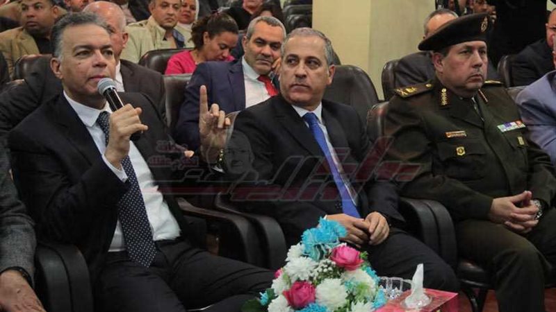 وزير النقل يتعهد