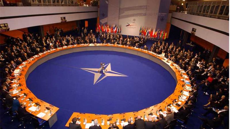 الناتو: نخطط للبقاء