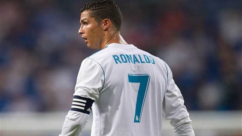 رونالدو يطلب من رئيس