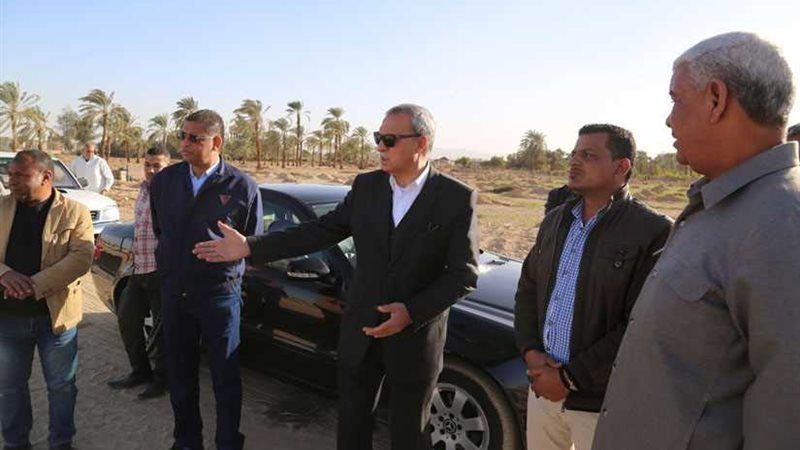 محافظ قنا يتفقد توسعة