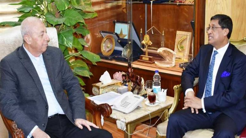 السفير الهندي يشارك