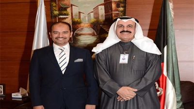 رئيس المعهد المصرفى يزور الكويت والبحرين (صور)