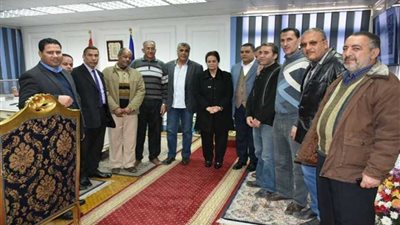 محافظ البحيرة: تستقبل ممثلى سكان عمارات قراقص الآيلة للسقوط (صور)