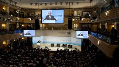 احتجاجًات بألمانيا على مشاركة وزير الخارجية الإيراني في 