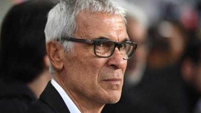 كوبر يراقب مباراة الإسماعيلي وإنبي من الملعب