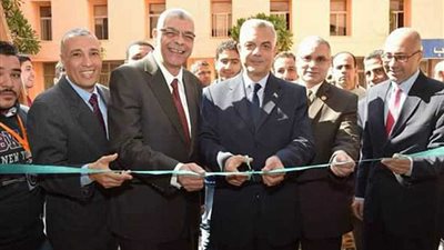 افتتاح معرض الكتاب الأول بآداب المنوفية (صور)