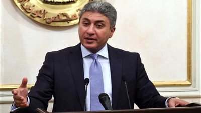 شريف فتحي يفتتح مبنى الصيانة اليومية لشركة 