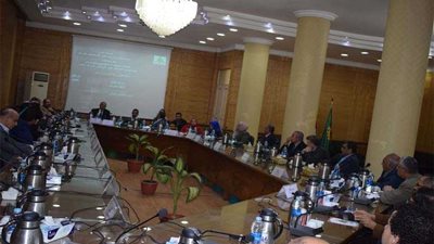 جامعة بنها تضع خطة تفصيلية لصيانة منشآت الجامعة