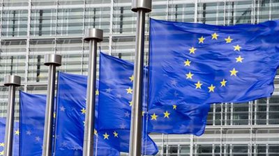 مكتب الاتحاد الأوروبي في موسكو يتسلم طردًا مشبوها