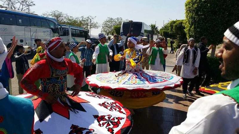 زيارات وعروض فرق