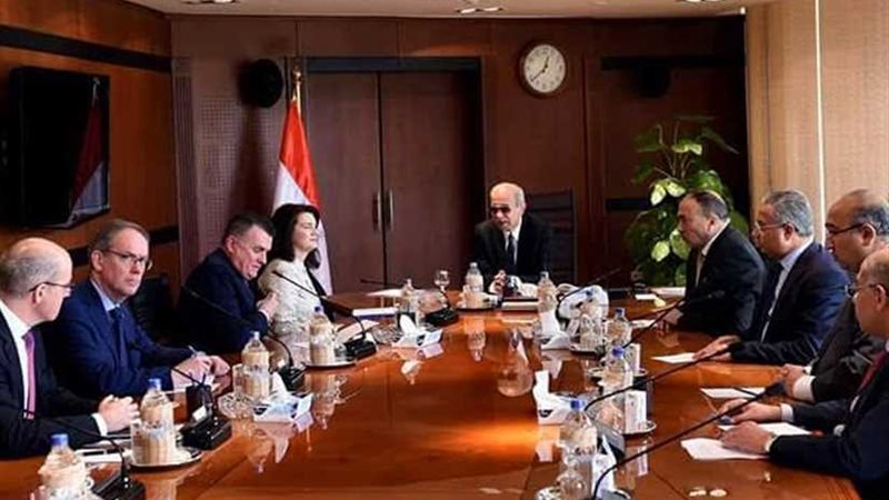 الحكومة تدرس الشراكة