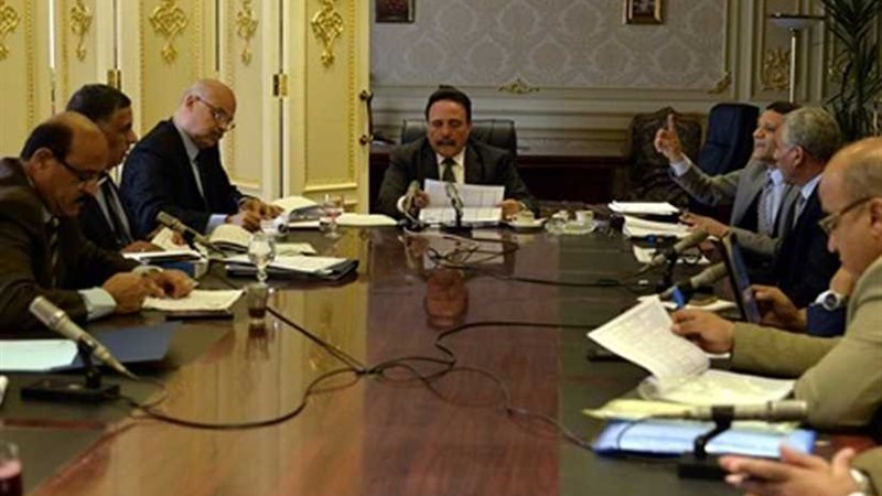 القوى العاملة بالبرلمان