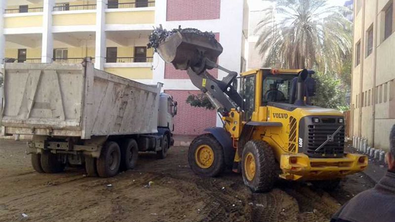 رفع 30 طن قمامة من