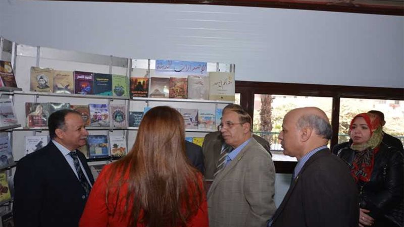 افتتاح معرض جامعة