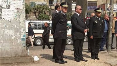 مدير أمن القاهرة يفاجئ الخدمات المرورية (صور)