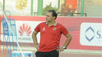 مدرب الأهلي: نركز على بطولة الدوري وإفريقيا في الحسابات