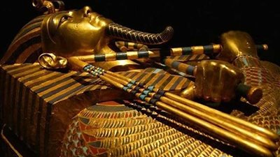 الآثار تنفي تأجير مقتنيات توت عنخ آمون