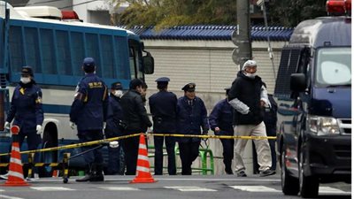 متطرفان يمينيان يطلقان النار على مدخل سفارة كوريا الشمالية في اليابان