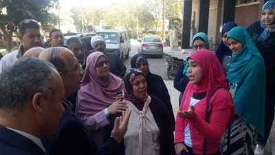 طالبة لرئيس جامعة أسيوط: 