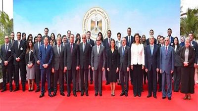 تفاصيل زيارة الرئيس السيسي لمركز خدمات المستثمرين