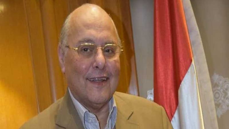 موسى مصطفى يصل الوطنية