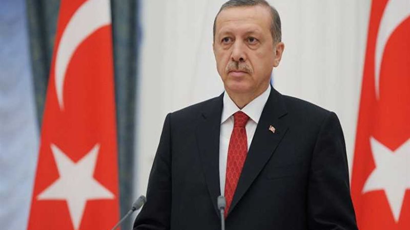 القمع السياسي يجبر