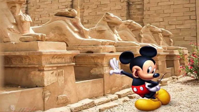 بلمسة سحرية .. شاب