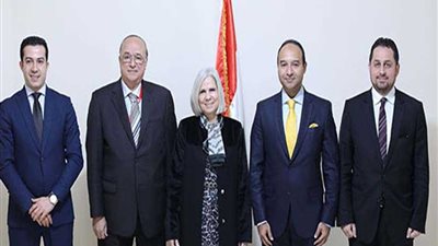 حملة السيسي تلتقى وفد الجامعة العربية